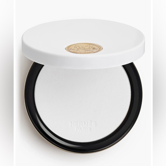 Hermes Plein Air - Radiant Matte Powder - Picture 2 of 4